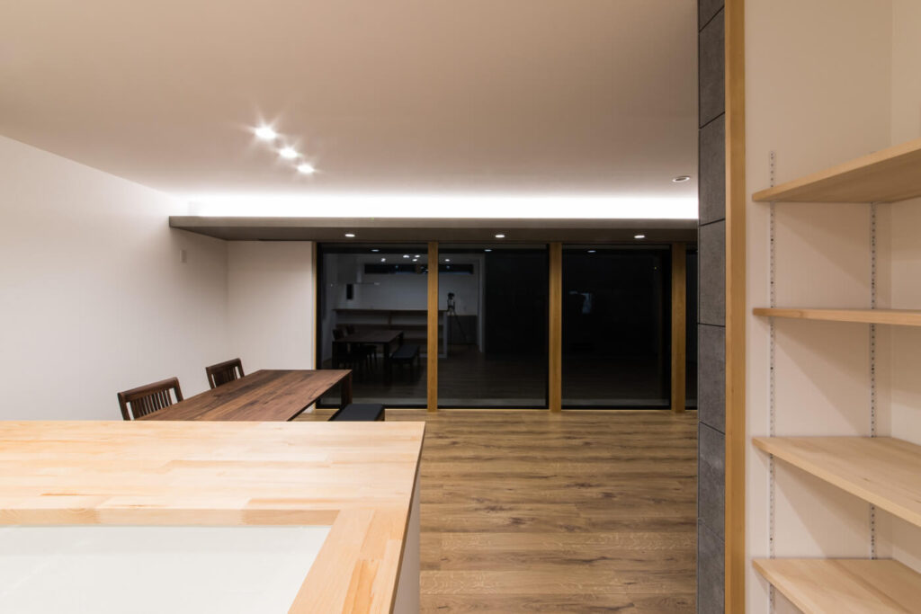 御園の家 内観10