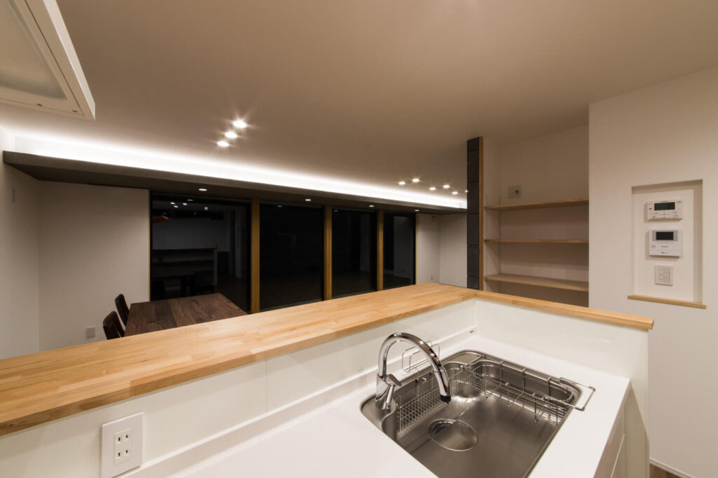 御園の家 内観11